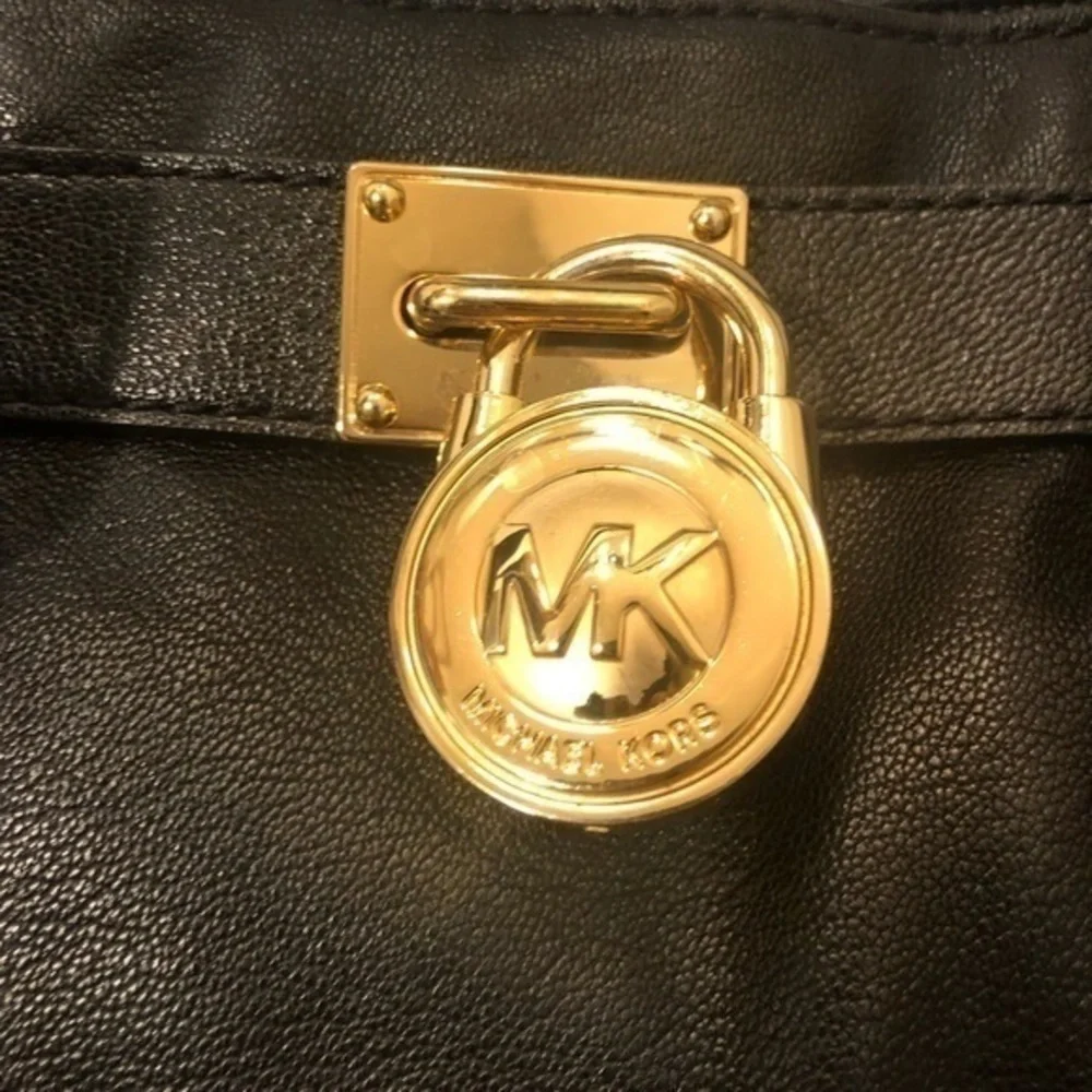 Michael kors black leather Hamilton bag